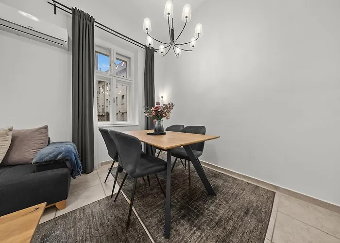 Apartman Old Town - Sonja Near Presidential Palace