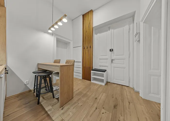 Old Town - Sonja Near Presidential Palace