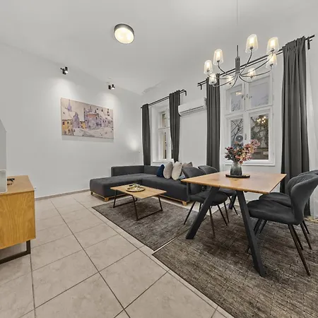 Old Town - Sonja Near Presidential Palace