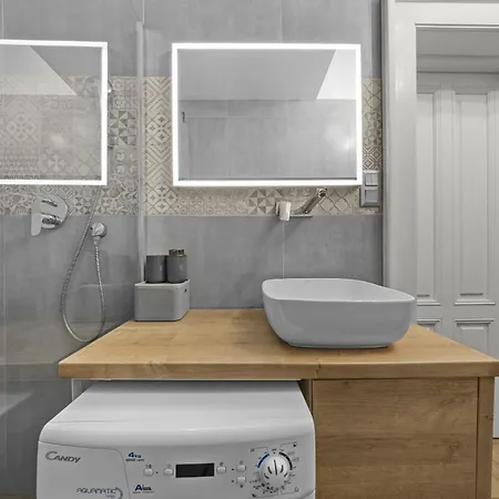 דירה Old Town - Sonja Near Presidential Palace ברטיסלאבה